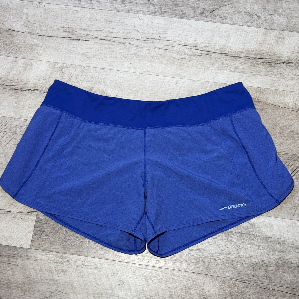 Brooks Women's Athletic Shorts in Vibrant Blue Size XL